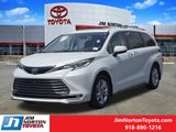 Used 2022 Toyota Sienna Van