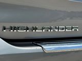 Used 2025 Toyota Highlander SUV