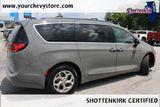 Used 2023 Chrysler Pacifica Van