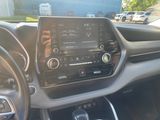 Used 2021 Toyota Highlander SUV