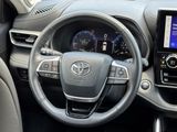 Used 2025 Toyota Highlander SUV