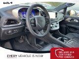 Used 2024 Chrysler Pacifica Van