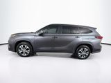 Used 2023 Toyota Highlander SUV