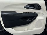 Used 2023 Chrysler Pacifica Van