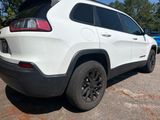 Used 2023 Jeep Cherokee SUV