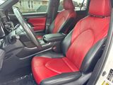Used 2023 Toyota Highlander SUV