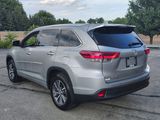 Used 2017 Toyota Highlander SUV