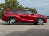 Used 2026 Toyota Highlander Hybrid SUV