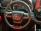 Used 2023 Toyota Highlander SUV