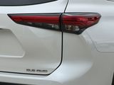 Used 2021 Toyota Highlander SUV