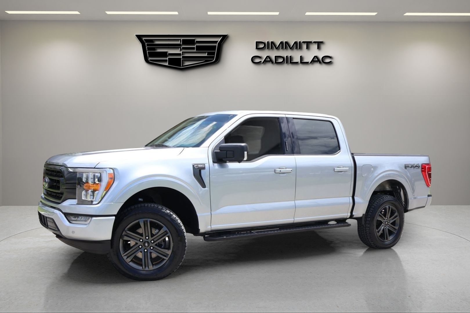 Silver Metallic 2022 Ford F-150 Pickup Truck Four-Wheel Drive Automatic