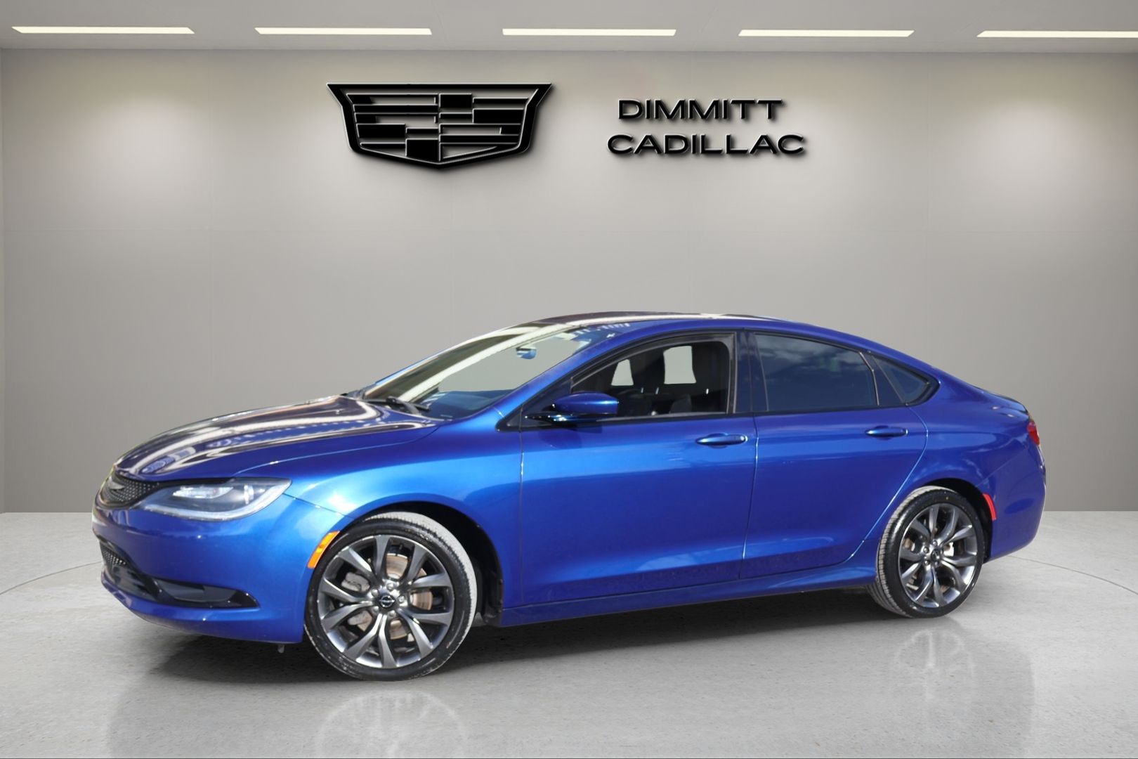 Vivid Blue Pearlcoat 2016 Chrysler 200 S Sedan FWD Sedan Front-Wheel Drive 9-Speed Automatic