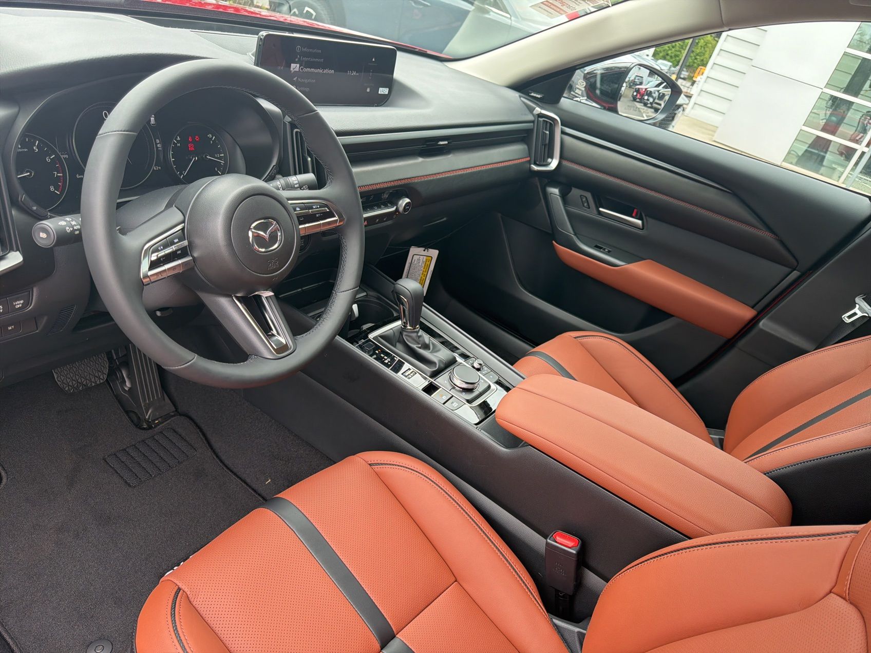 View vehicle photo 5