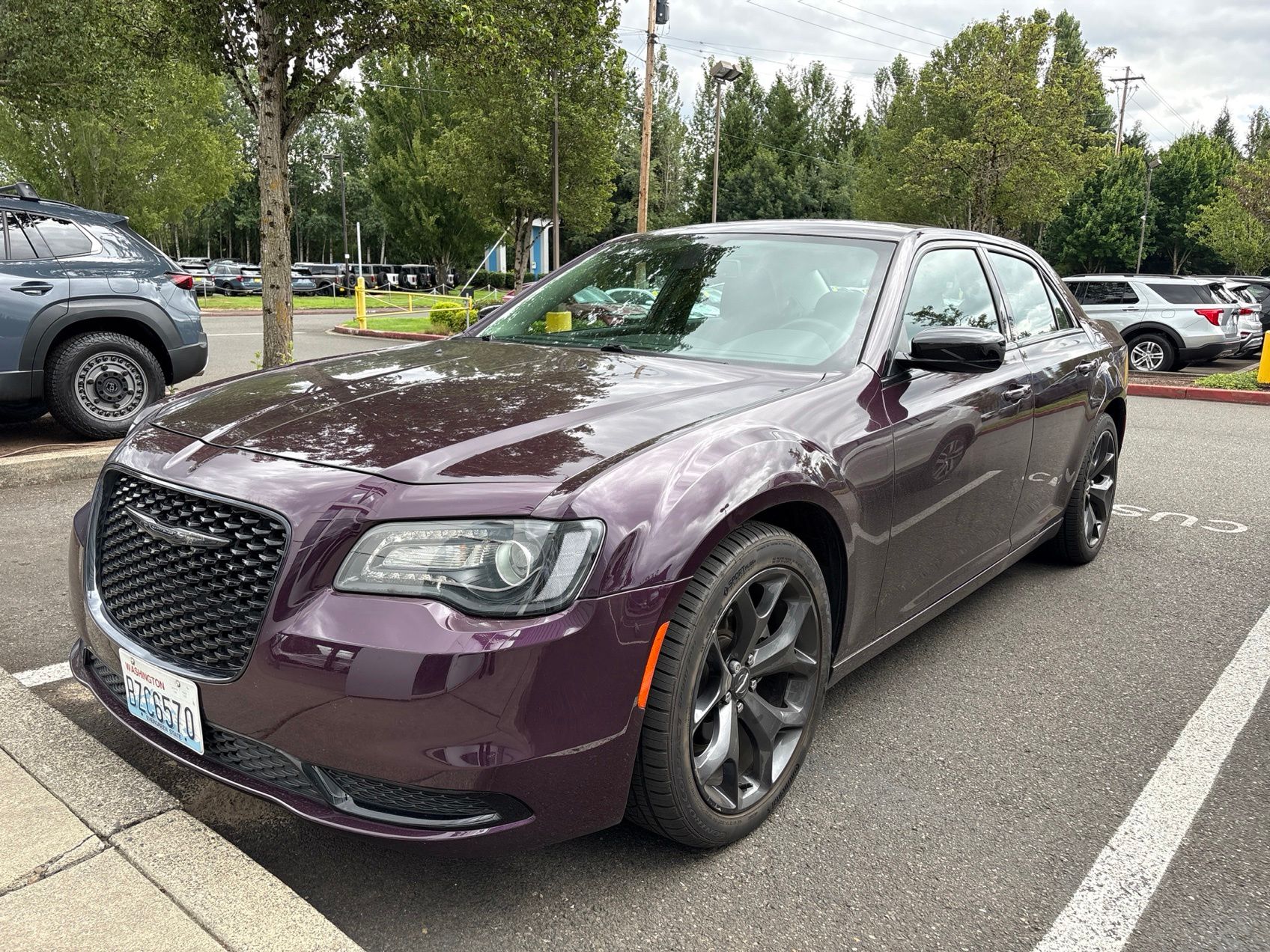 Amethyst 2021 Chrysler 300 Sedan Rear-Wheel Drive Automatic