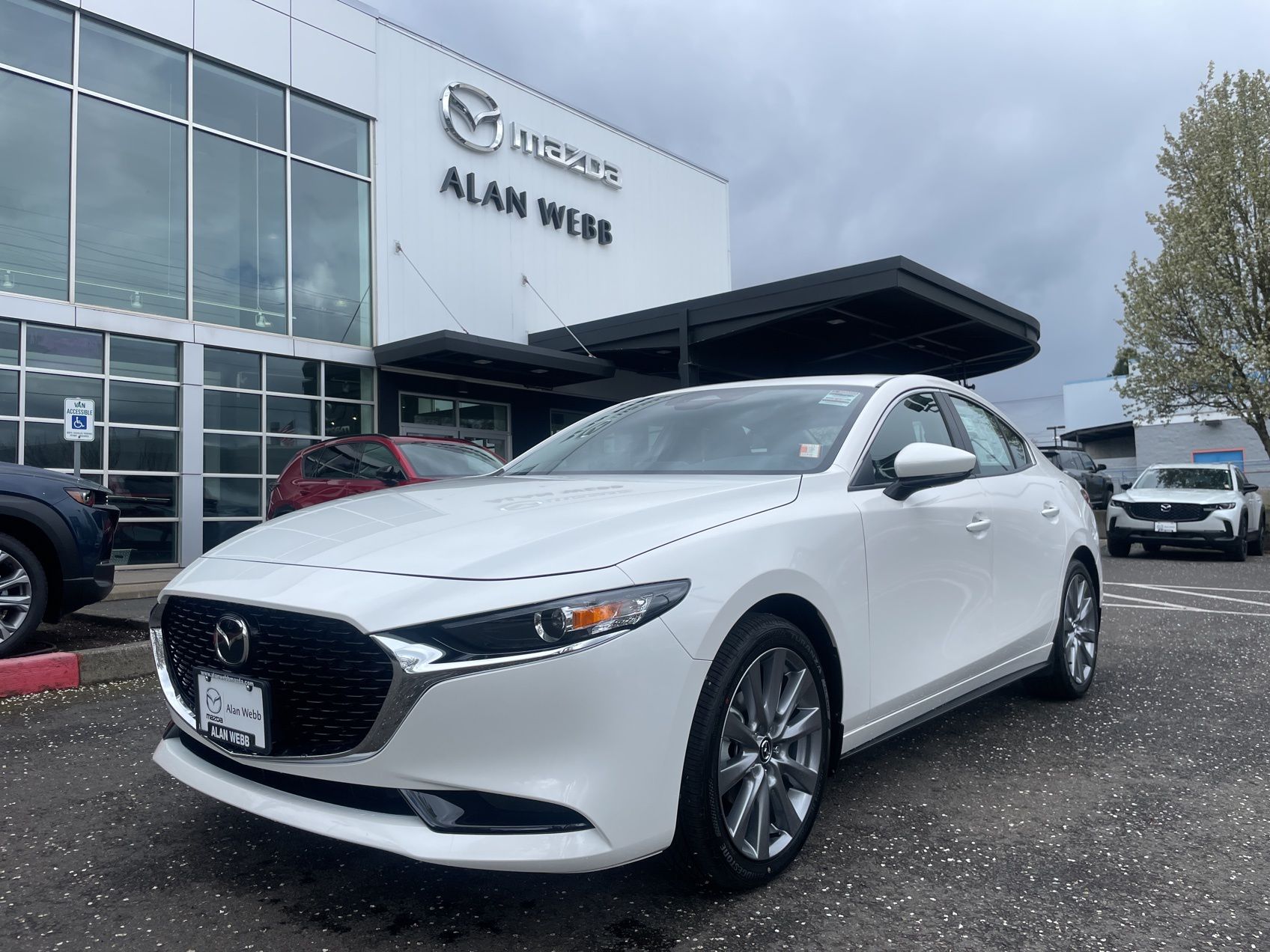 Snowflake White Pearl Mica 2026 Mazda MAZDA3 2.5 S Preferred Sedan FWD Sedan Front-Wheel Drive 6-Speed Automatic