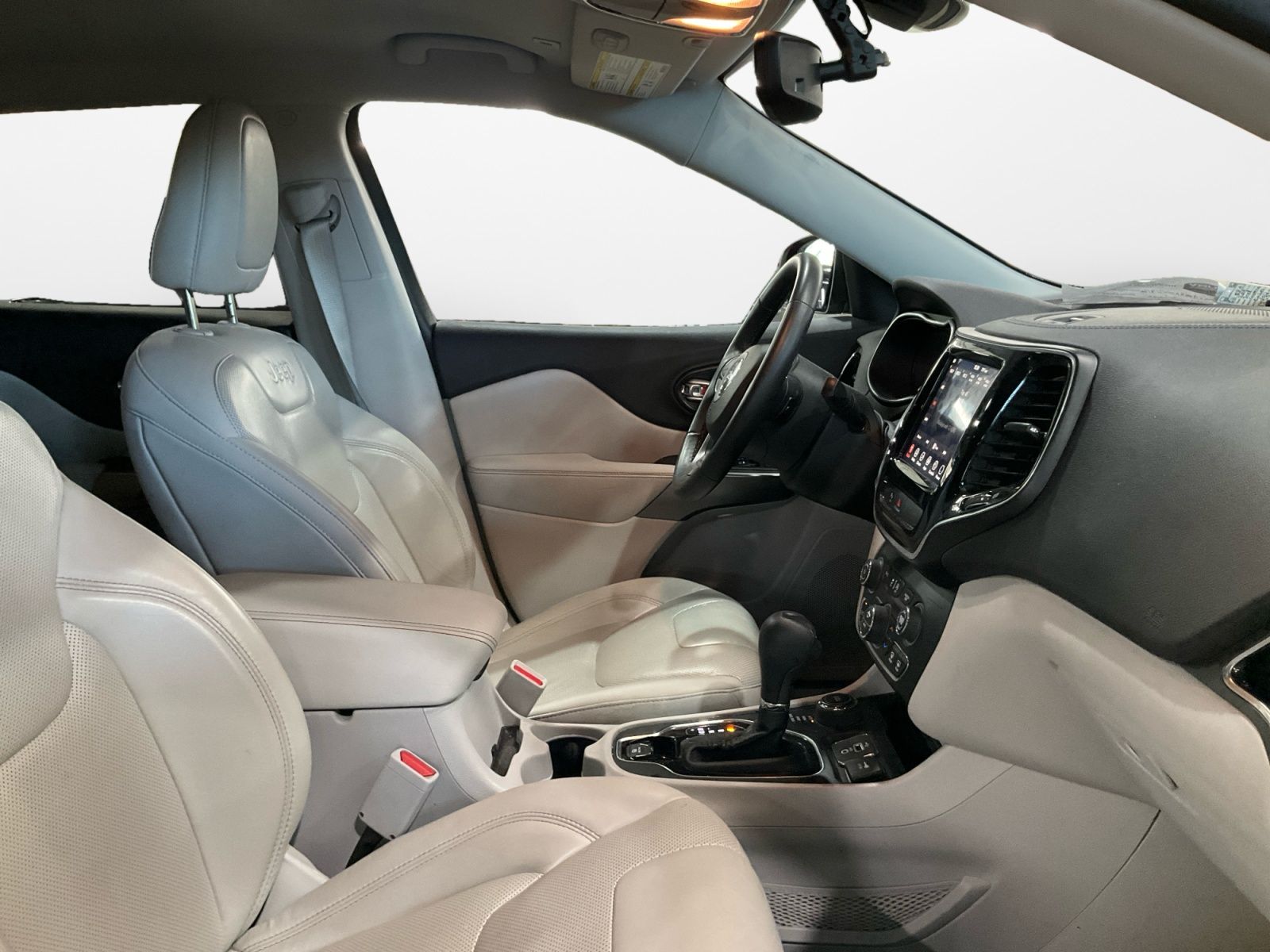 2019 Velvet Red Pearlcoat Jeep Cherokee Limited 4X4 SUV