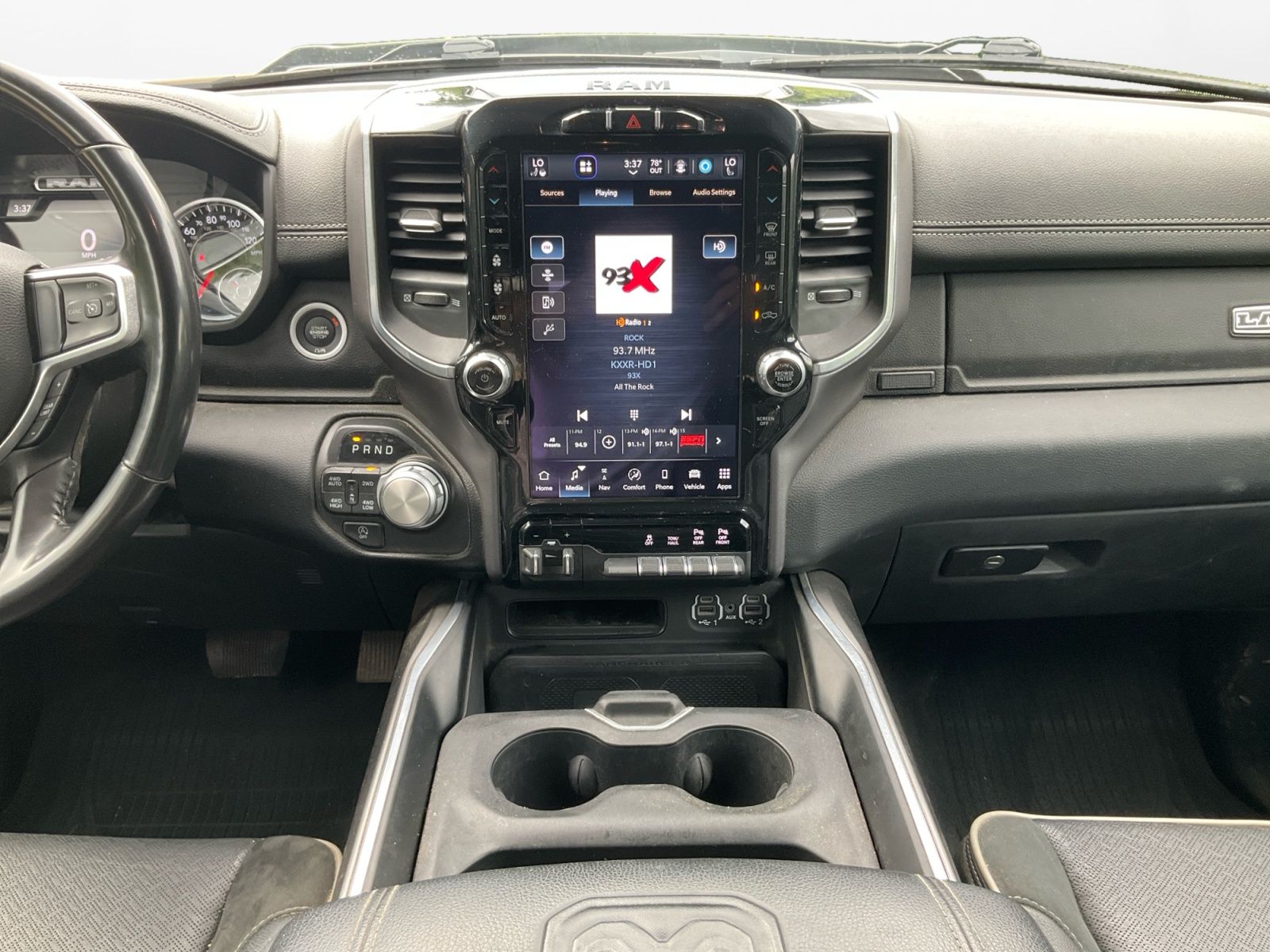 2022 Ivory White Tri-Coat Pearlcoat Ram 1500 Laramie 4X4 Truck