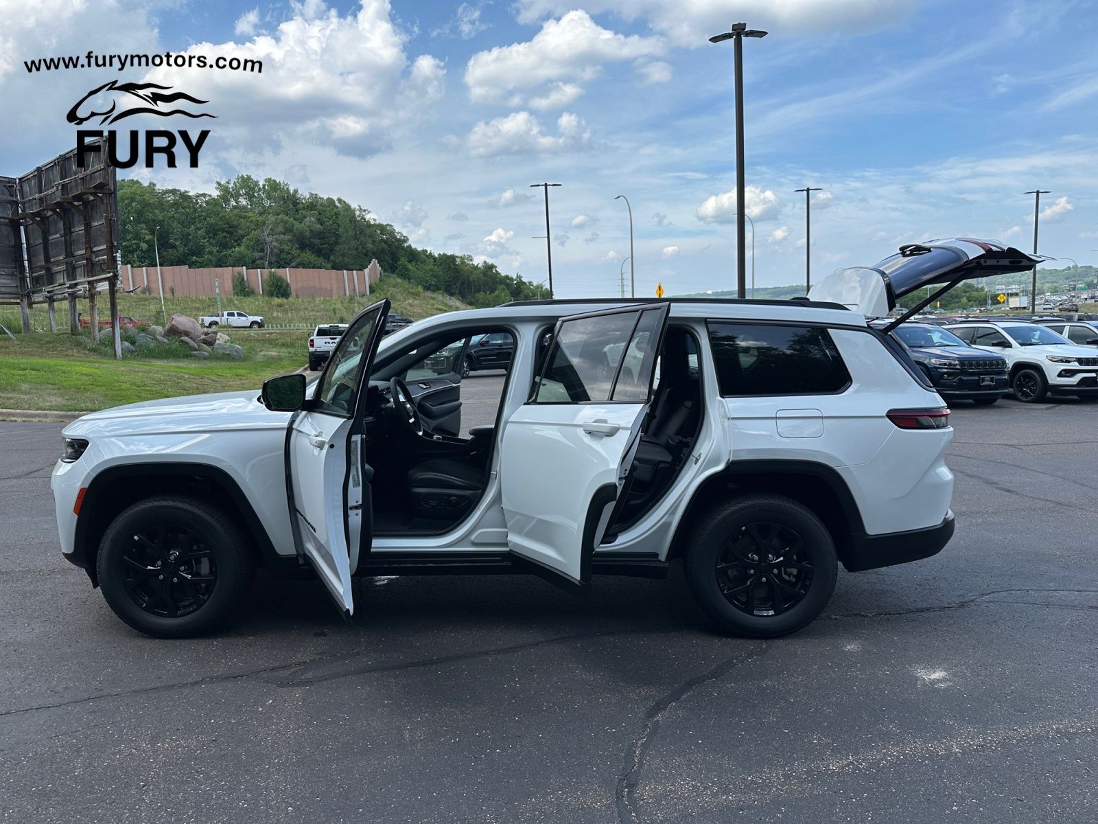 2026 Bright White Clearcoat Jeep Grand Cherokee L Laredo 4X4 SUV