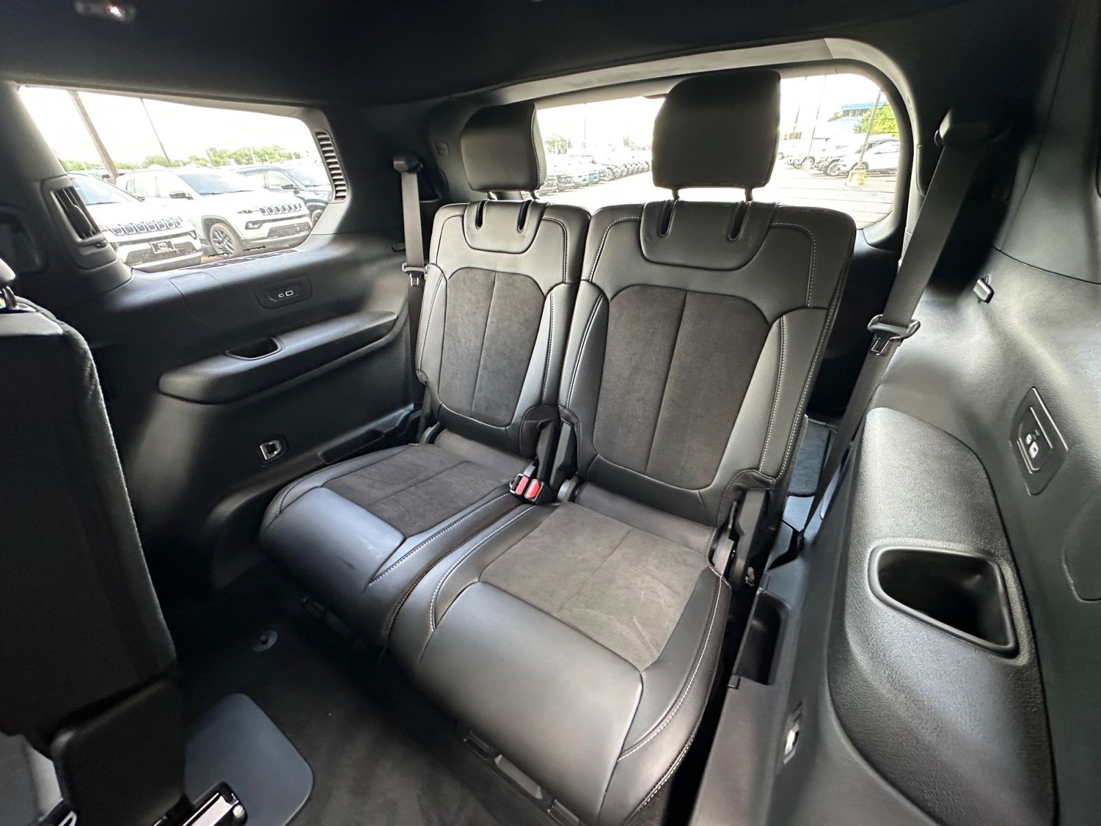 2026 Bright White Clearcoat Jeep Grand Cherokee L Laredo 4X4 SUV