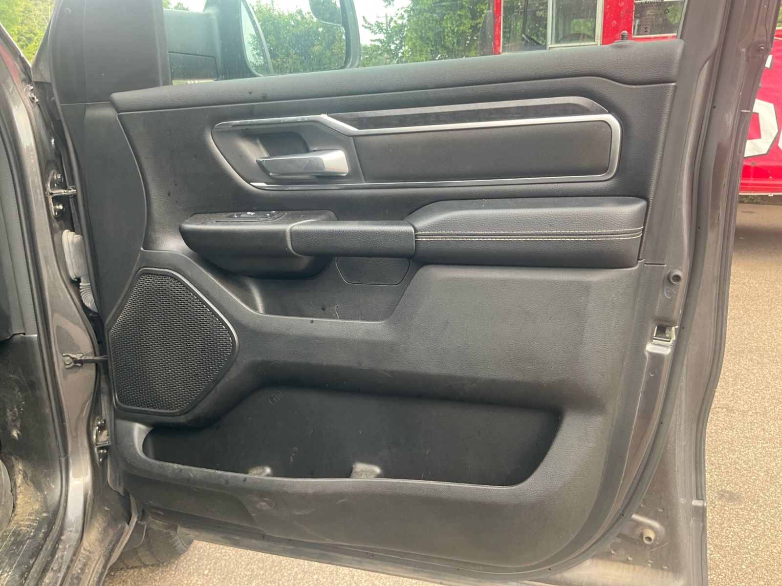 2024 Granite Crystal Metallic Clearcoat Ram 1500 Big Horn/Lone Star 4X4 Truck
