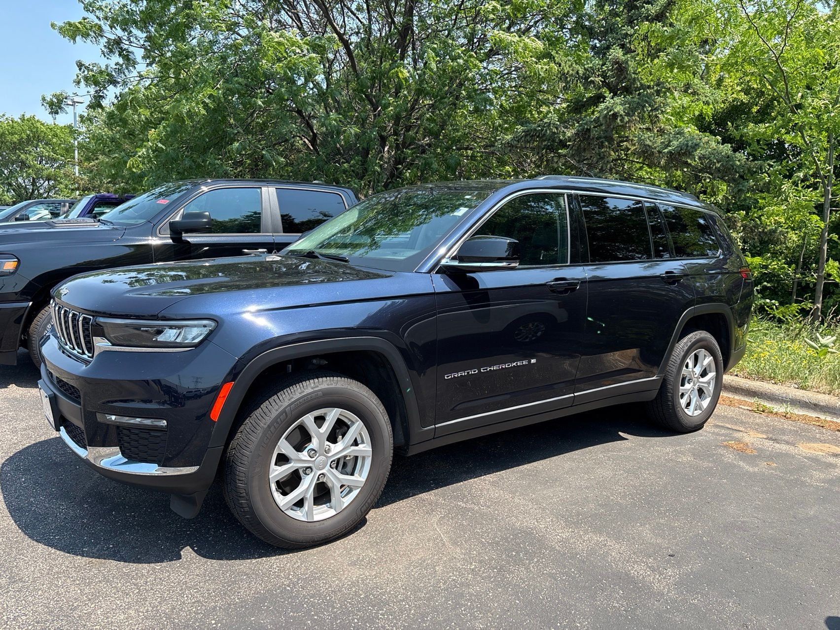 2023 Midnight Sky Jeep Grand Cherokee L Limited 4X4 SUV
