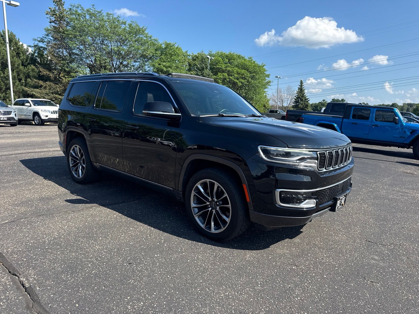 2022 Diamond Black Crystal Pearlcoat Jeep Wagoneer Series III 4X4 SUV