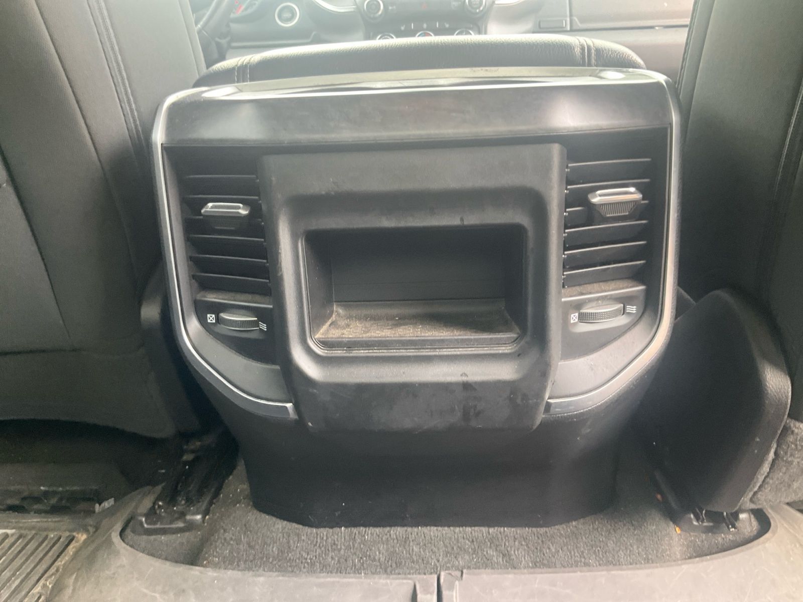 2024 Granite Crystal Metallic Clearcoat Ram 1500 Big Horn/Lone Star 4X4 Truck