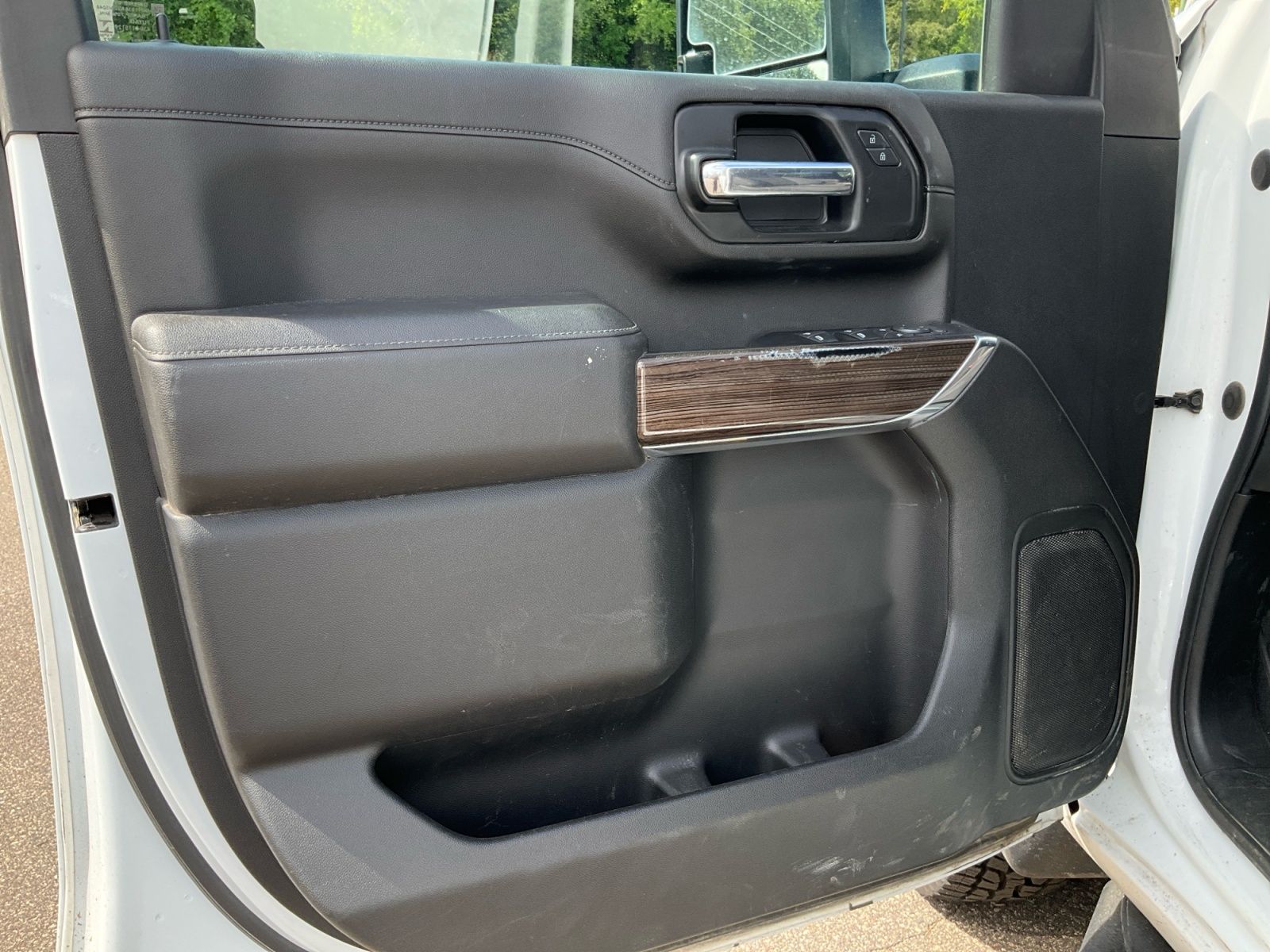 2022 Summit White Chevrolet Silverado 2500HD LT 4X4 Truck