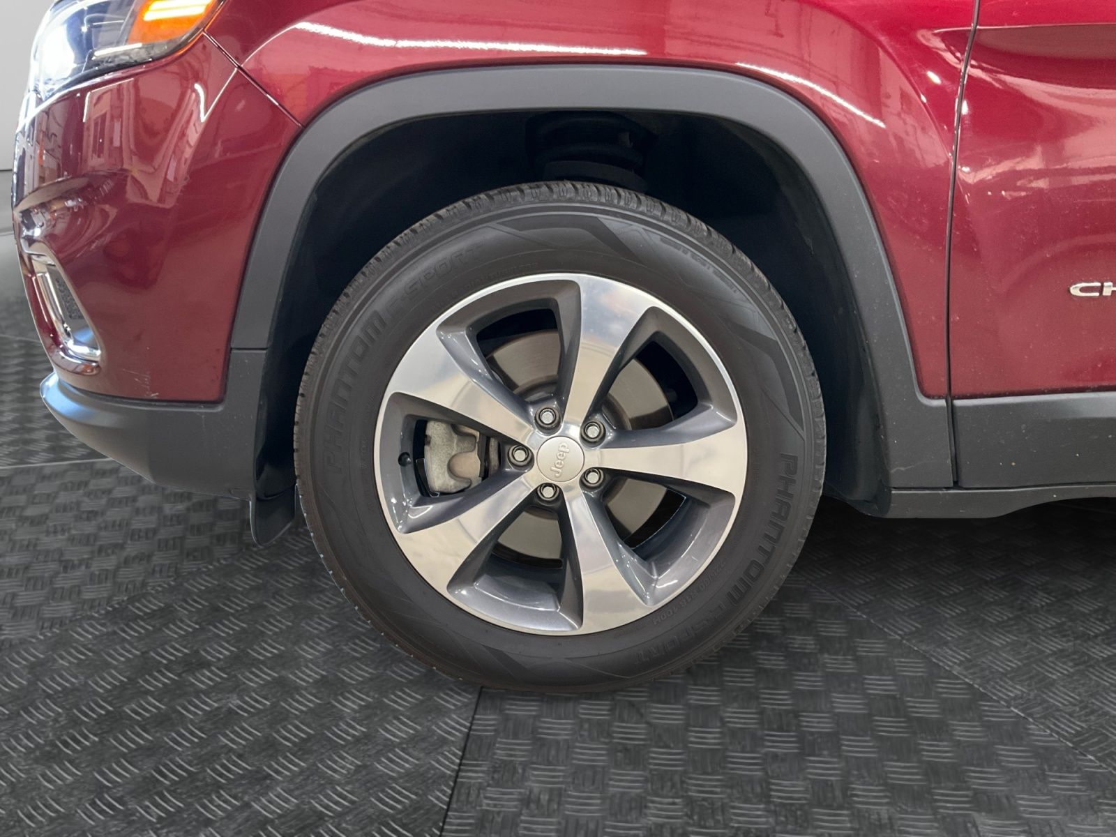 2019 Velvet Red Pearlcoat Jeep Cherokee Limited 4X4 SUV