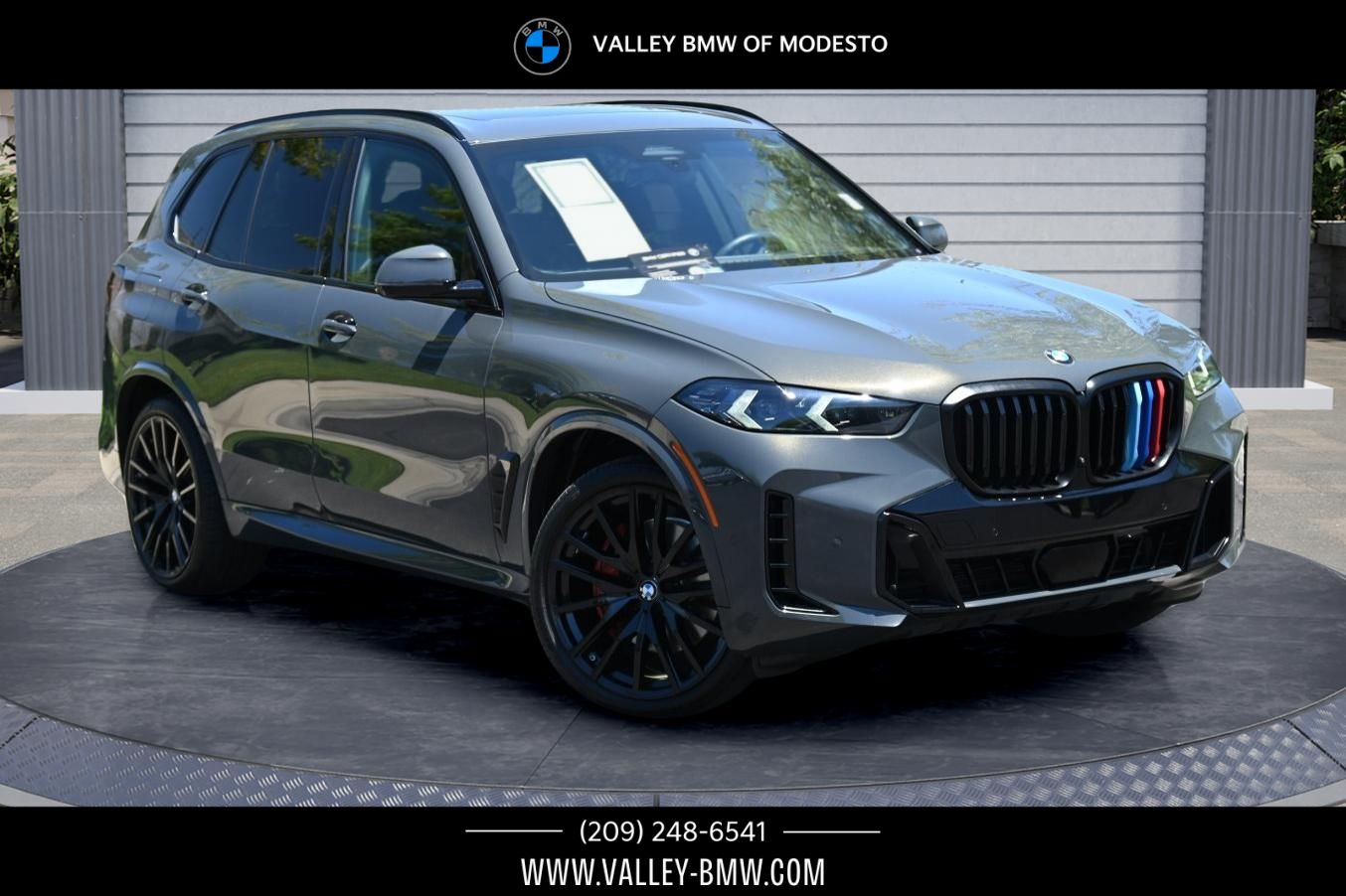 Dravit Gray Metallic 2025 BMW X5 SUV / Crossover Rear-Wheel Drive 8-Speed Automatic