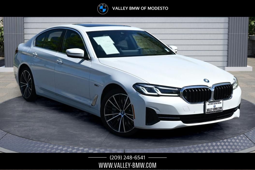 2023 BMW 5 Series 530e xDrive Hybrid Plug-in AWD