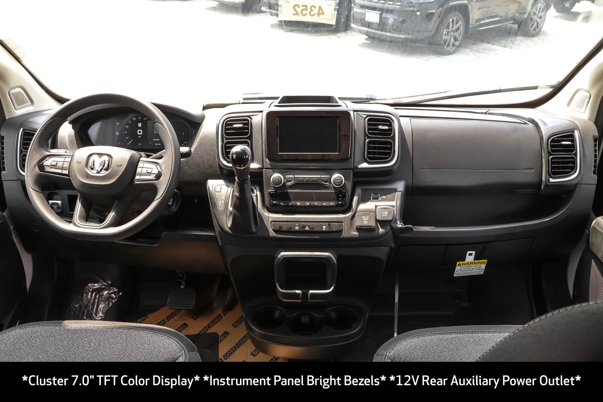 2025 RAM PROMASTER 2500 - Image 16