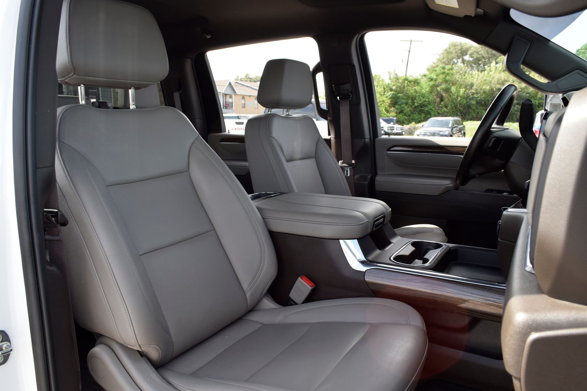 2024 Chevrolet Silverado 2500HD LT White at Traditions Chevrolet