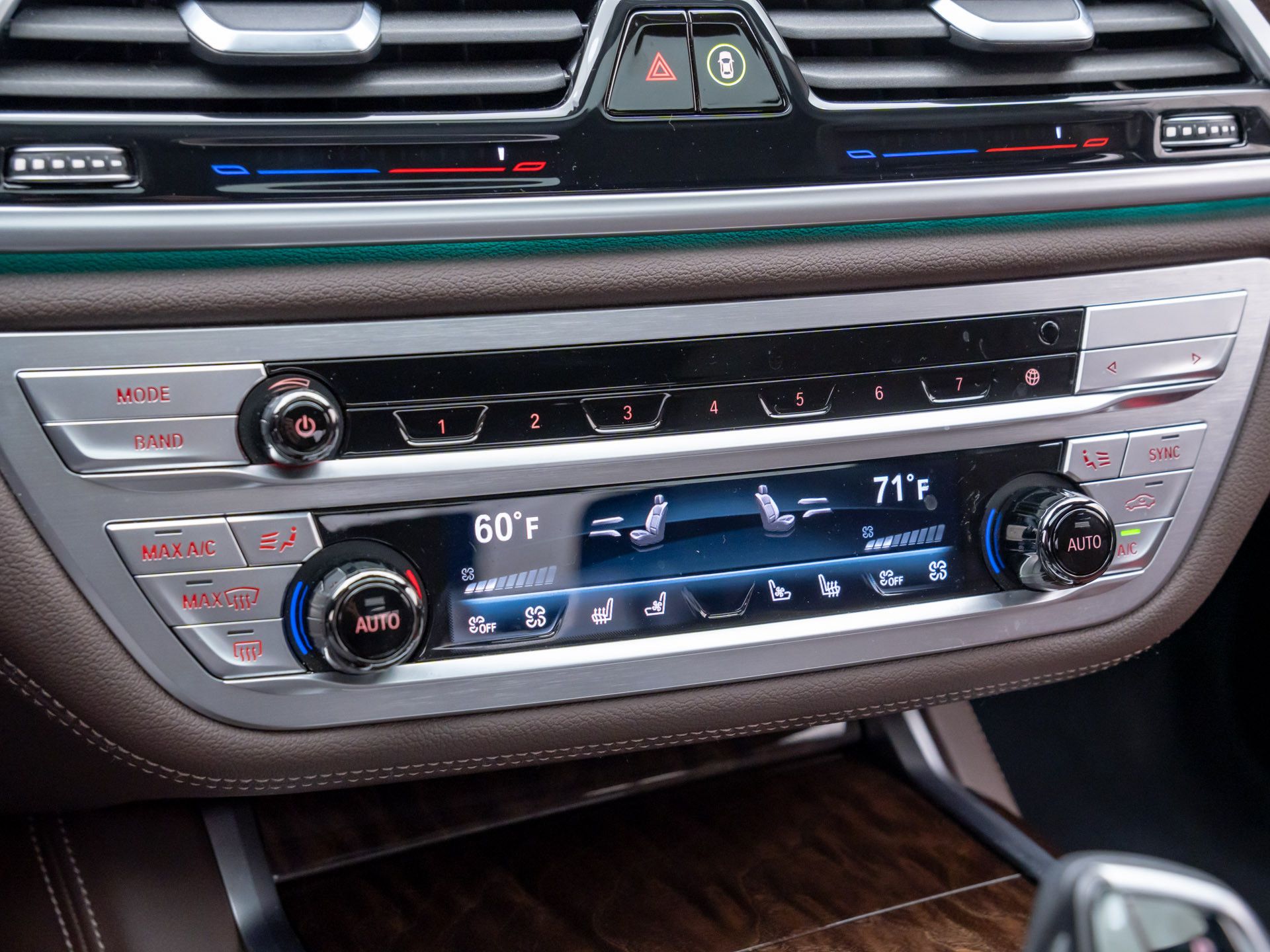 2022 BMW 7-Series 750i xDrive photo