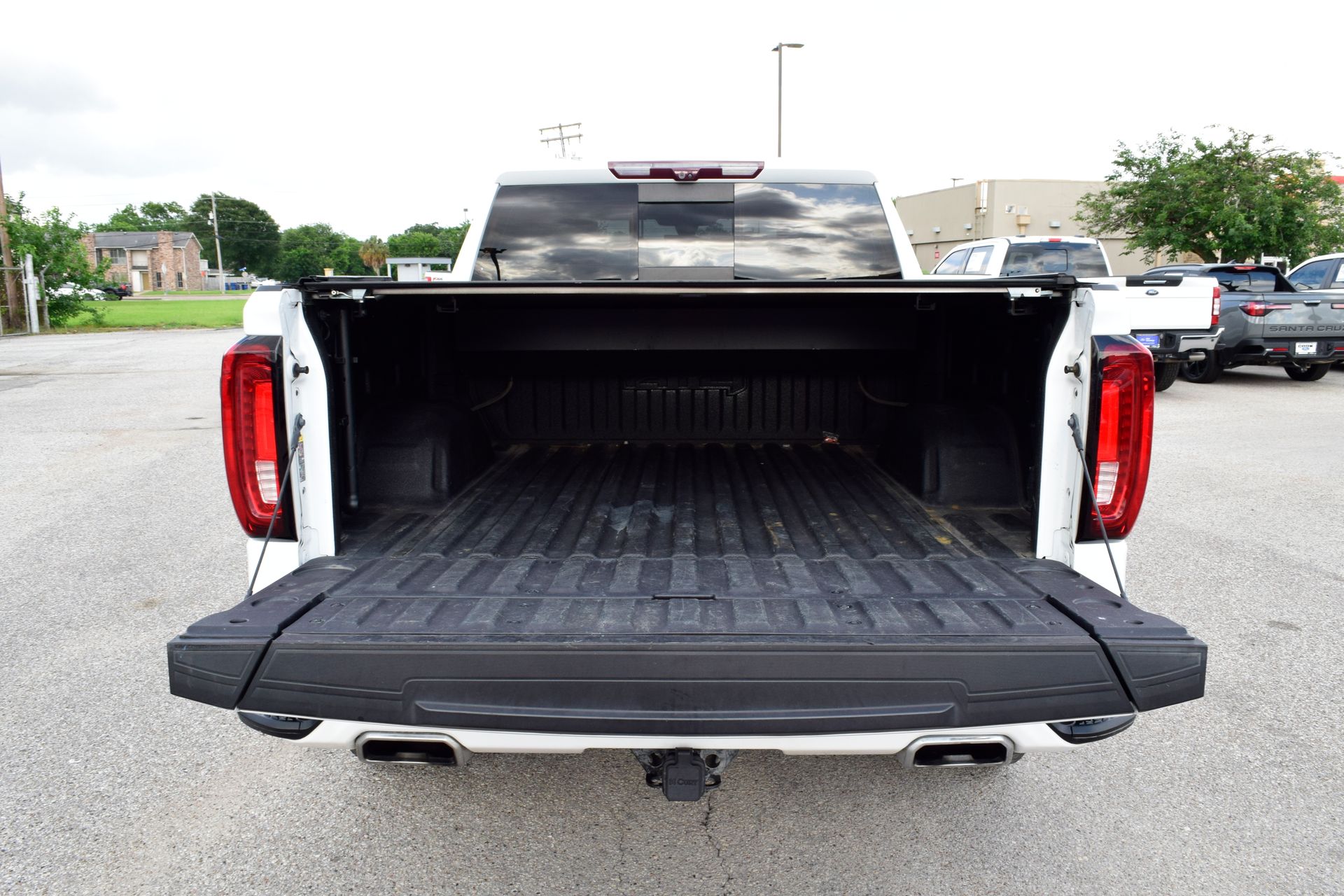 2022 GMC Sierra 1500 Limited AT4 - 4