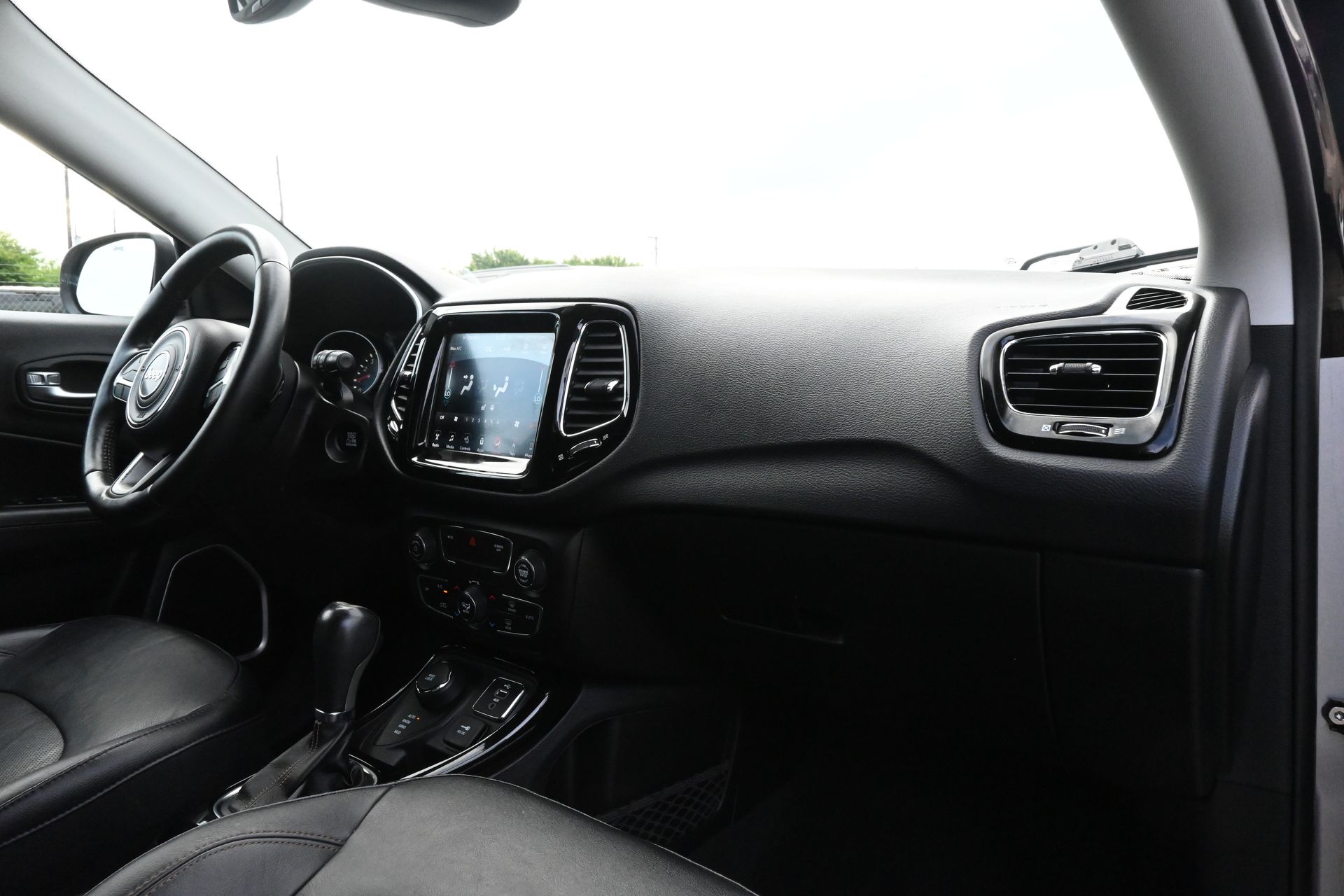 2018 Jeep Compass Limited Silver at Bravo Nissan