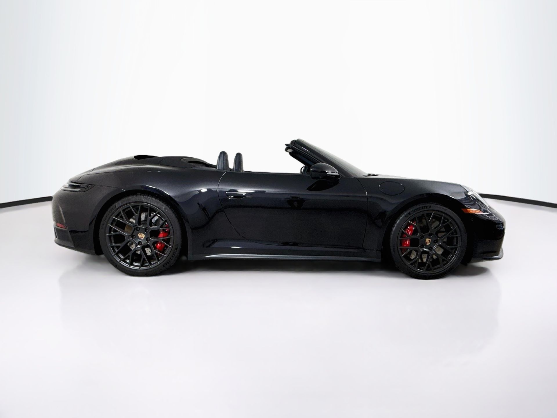 Used 2025 Jet Black Metallic Porsche Carrera S image 8