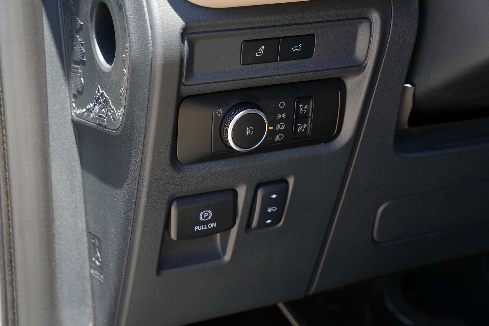 2024 Ford Expedition Max Limited Silver at AutoSavvy Houston Southwest