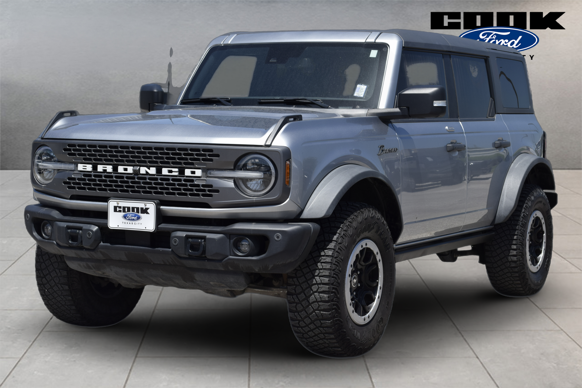 2023 Ford Bronco Badlands Silver at Joe Myers Mazda Kia
