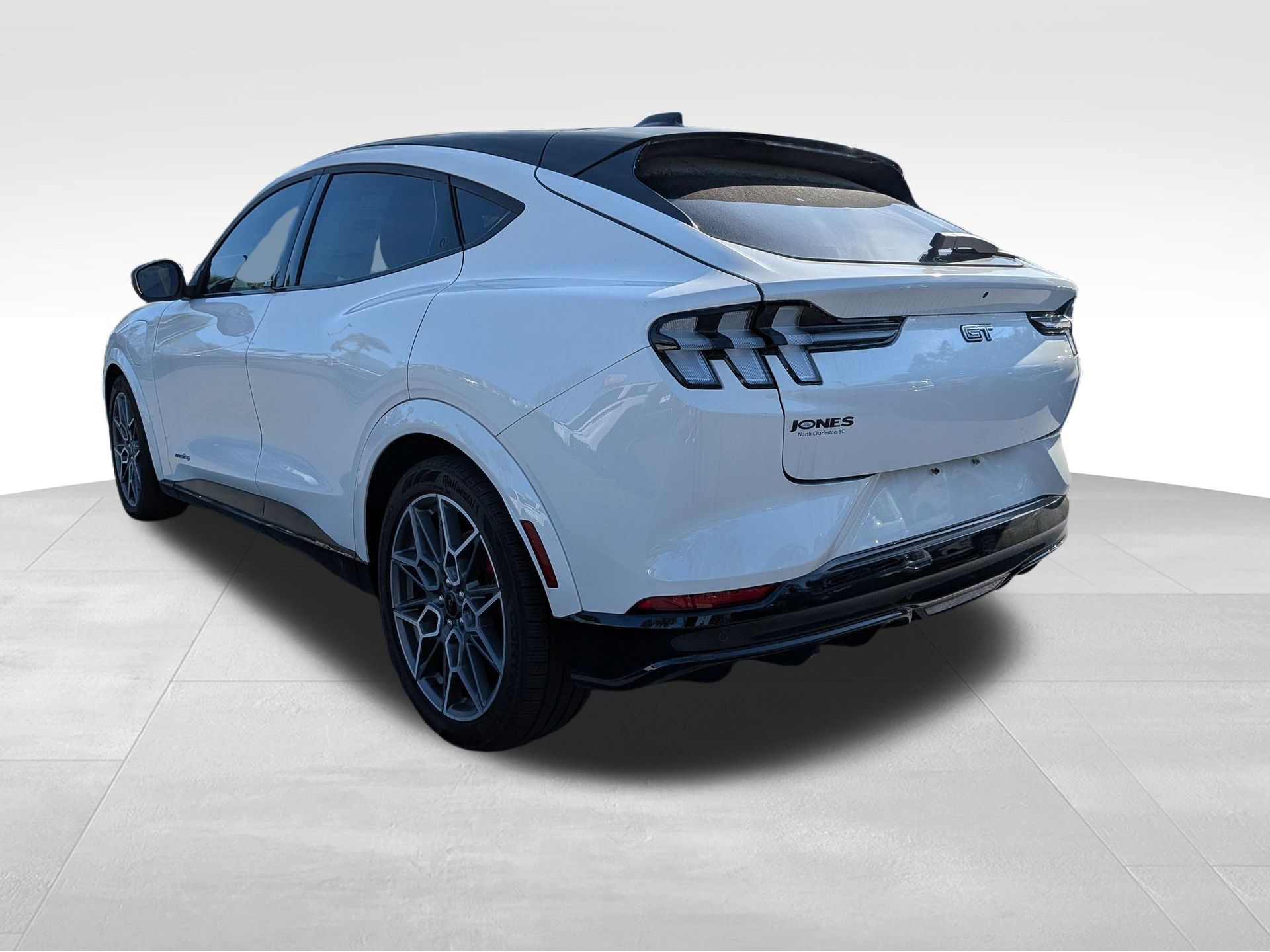 2025 Ford Mustang Mach-E GT - 6
