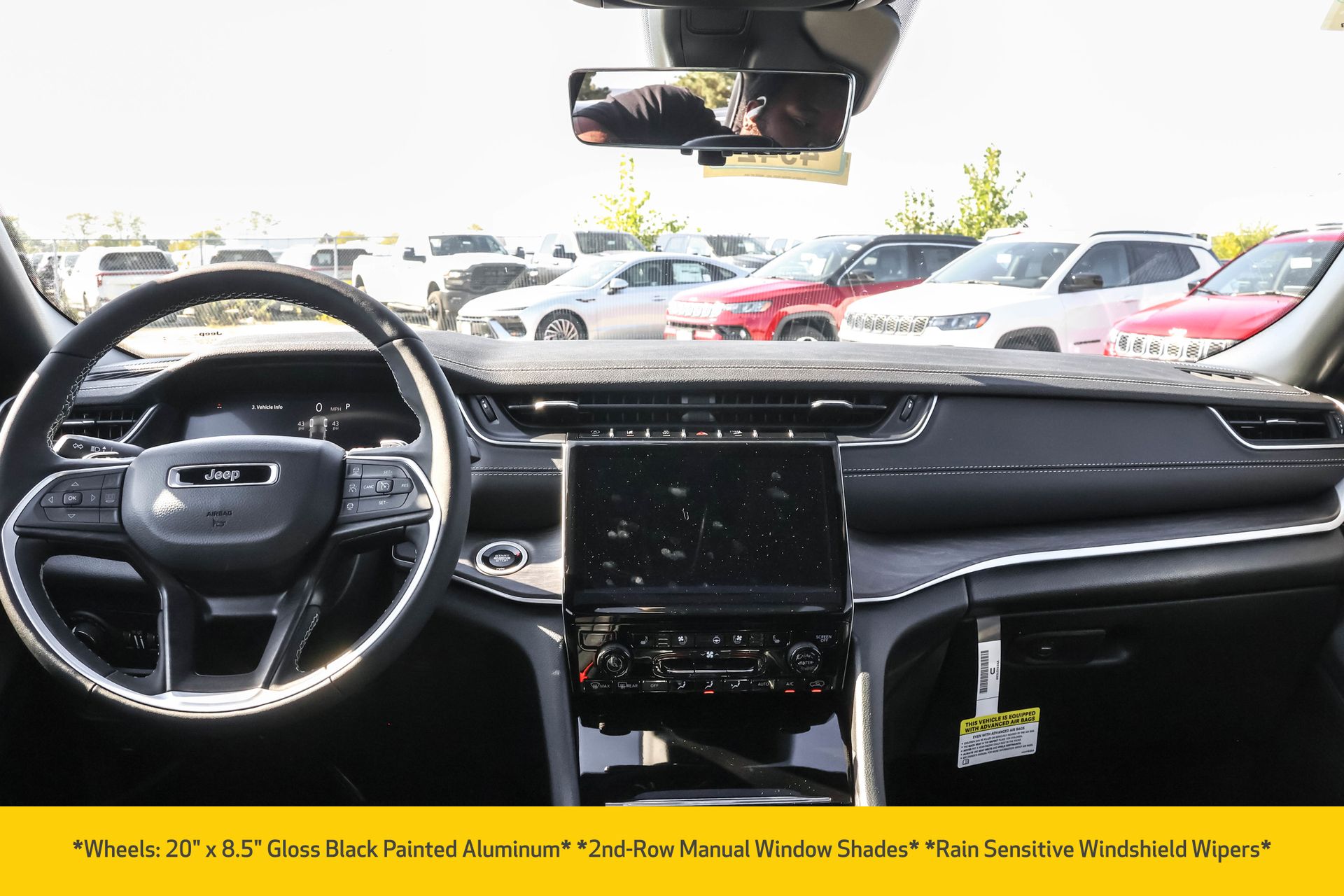 2025 JEEP GRAND CHEROKEE - Image 17