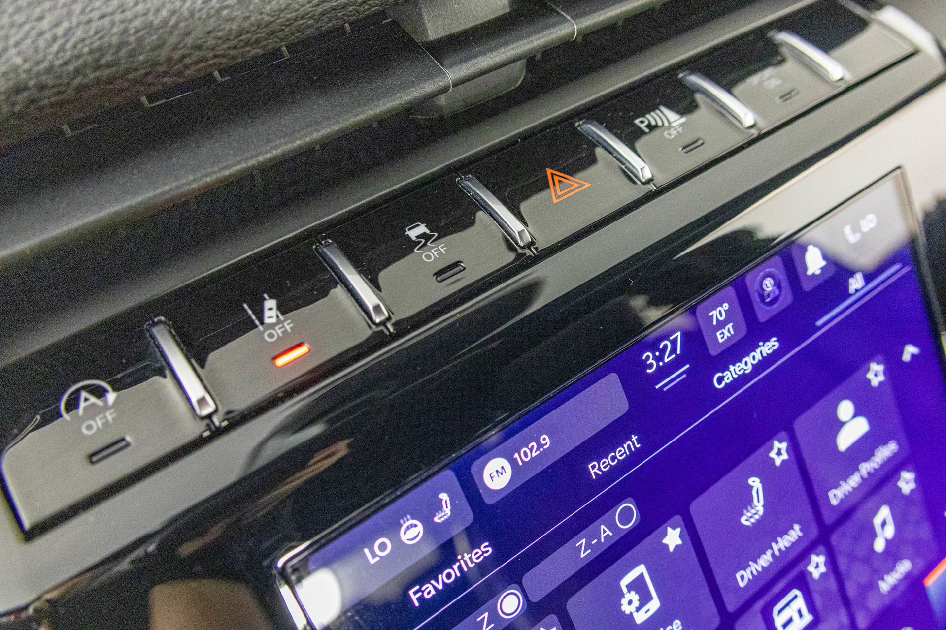 2023 JEEP GRAND CHEROKEE - Image 25