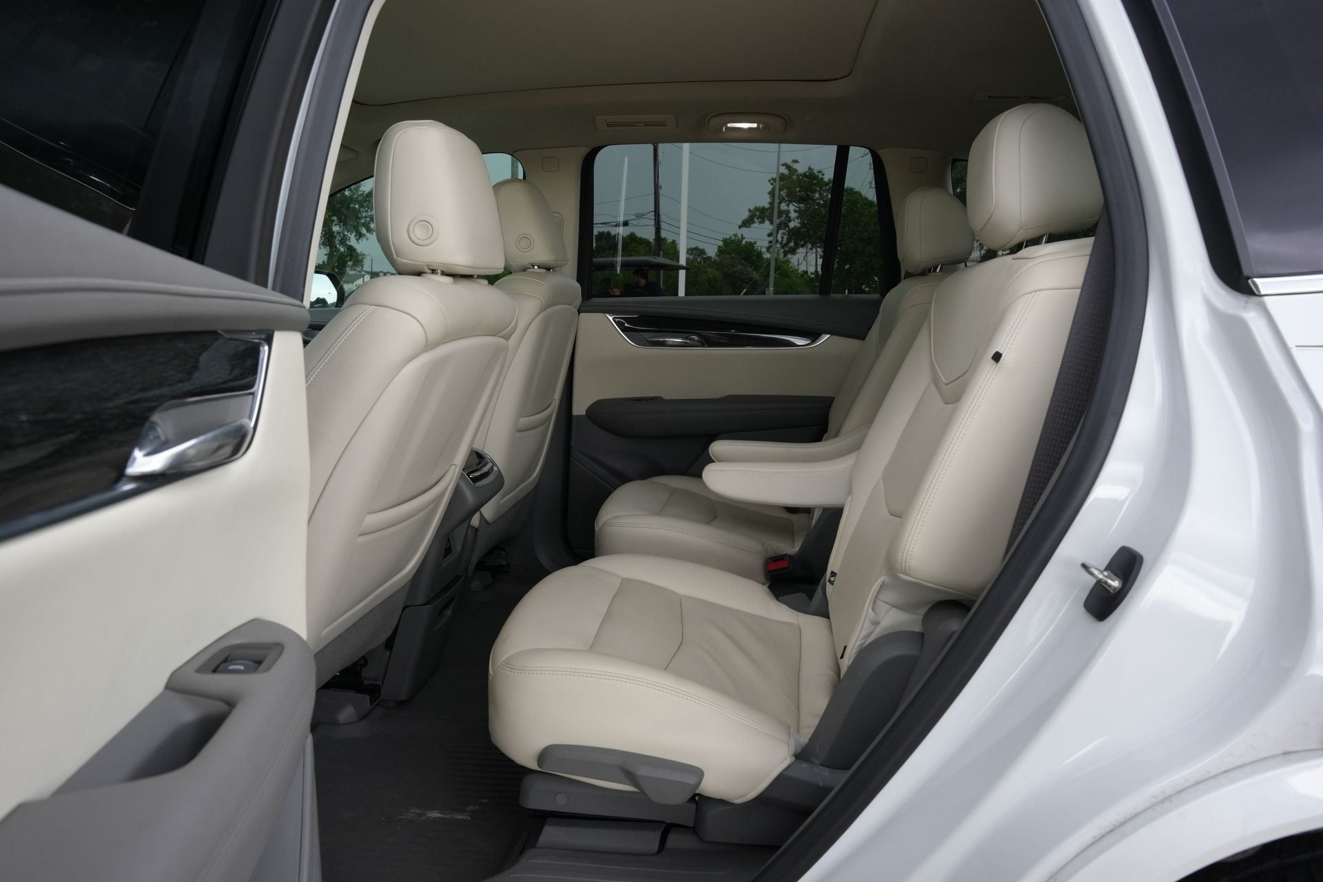 2021 Cadillac XT6 Premium Luxury White at Bayway Cadillac Southwest