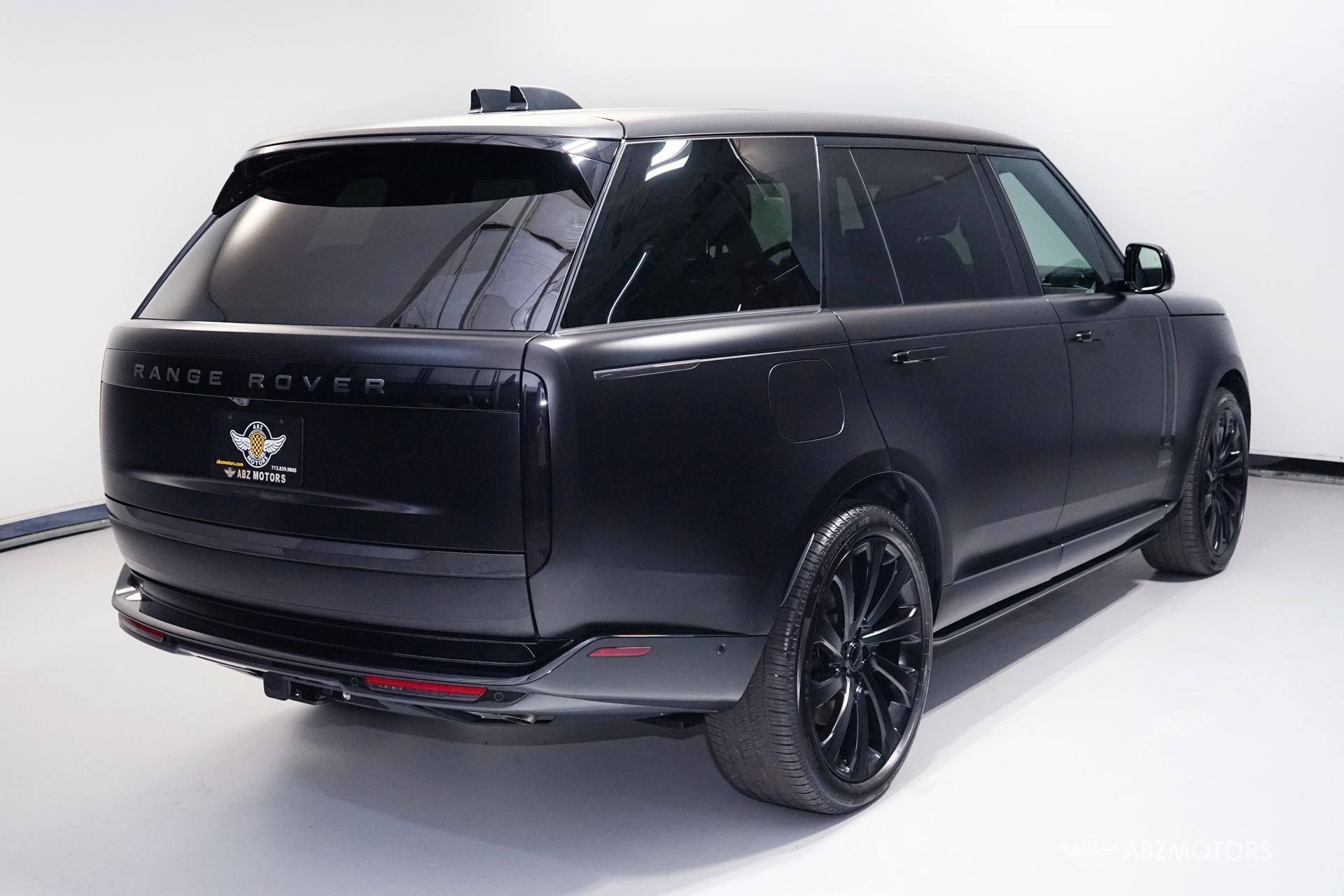 View vehicle photo 6