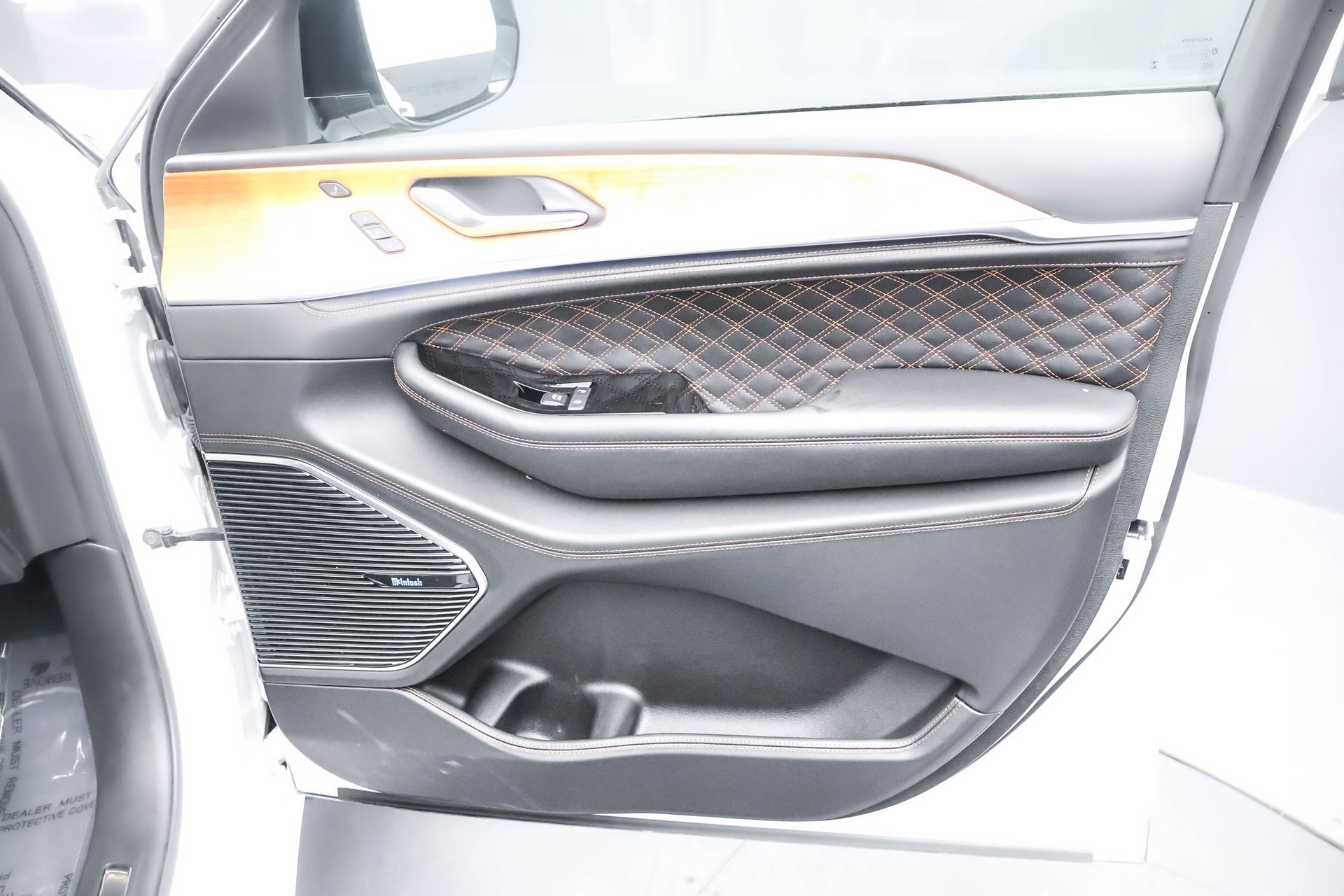 2022 JEEP GRAND CHEROKEE - Image 35