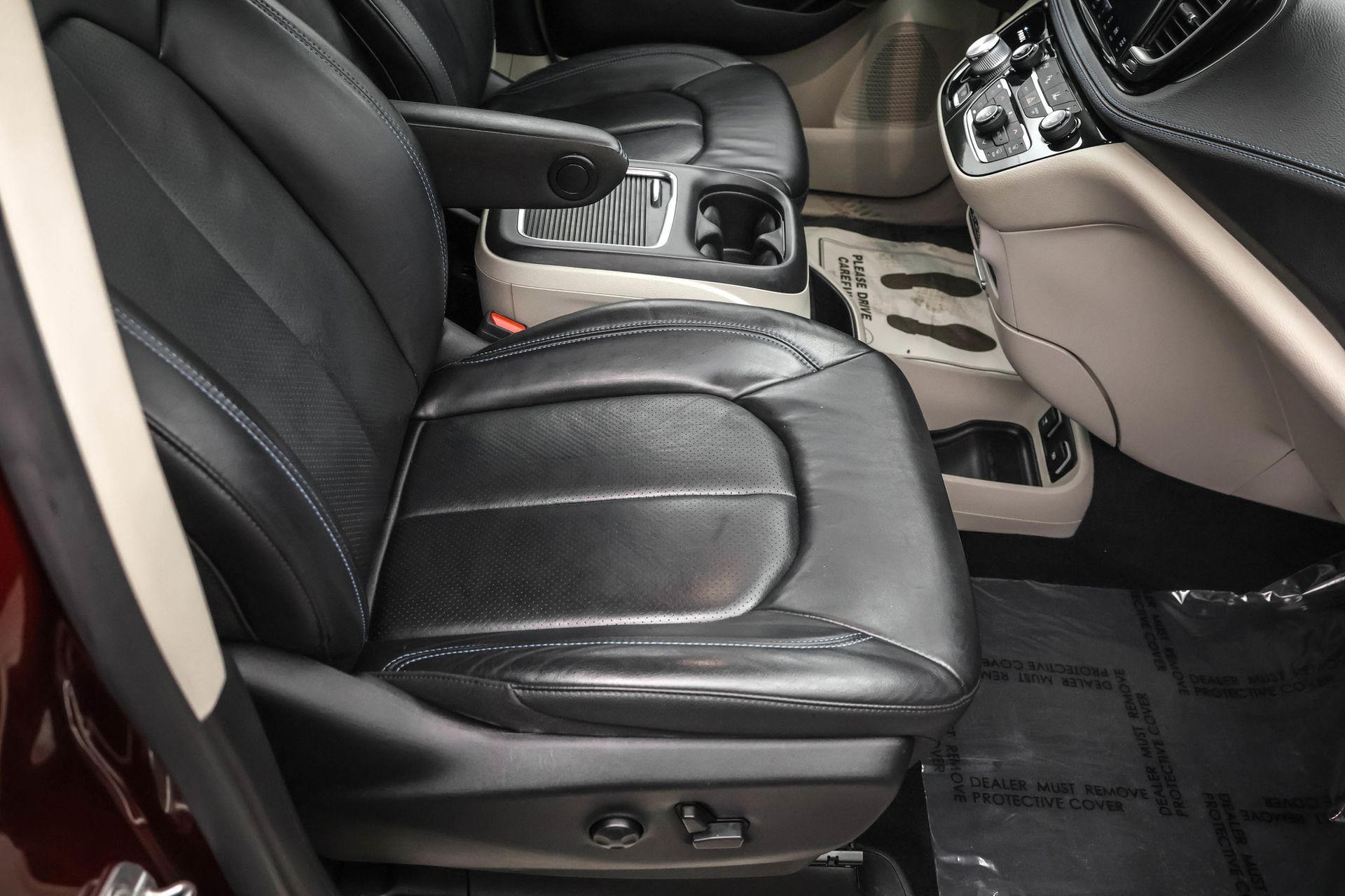 2021 CHRYSLER PACIFICA - Image 40