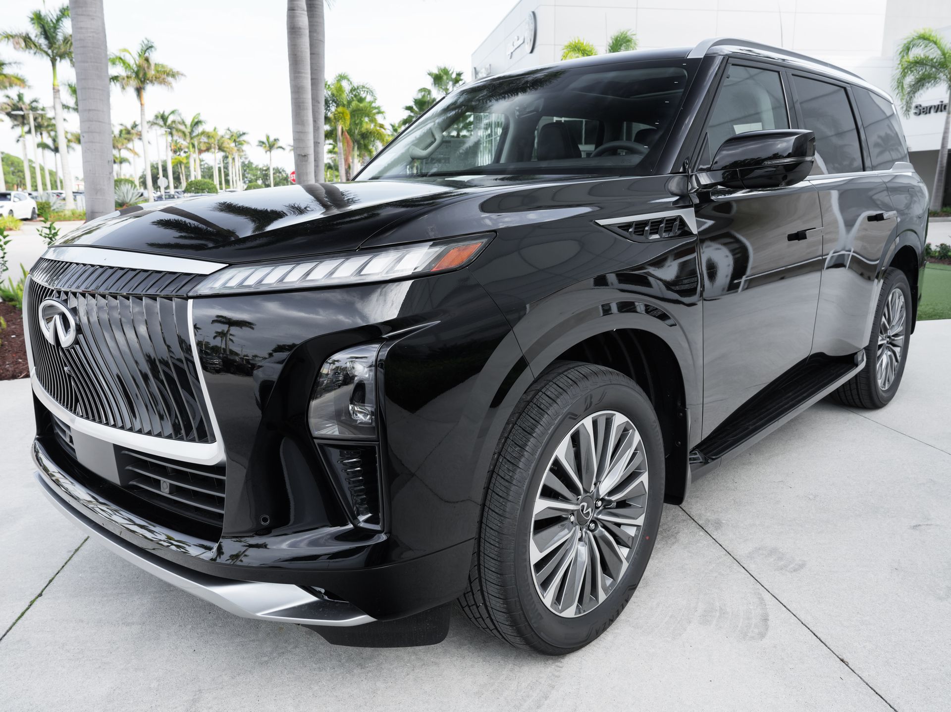 new 2026 INFINITI QX80 car, priced at $79,327