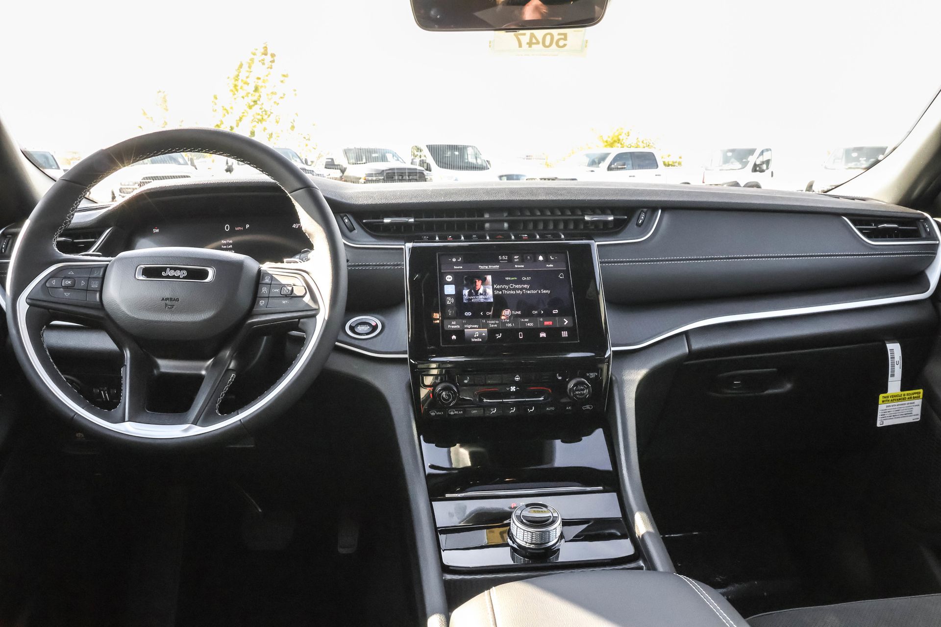 2025 JEEP GRAND CHEROKEE - Image 18