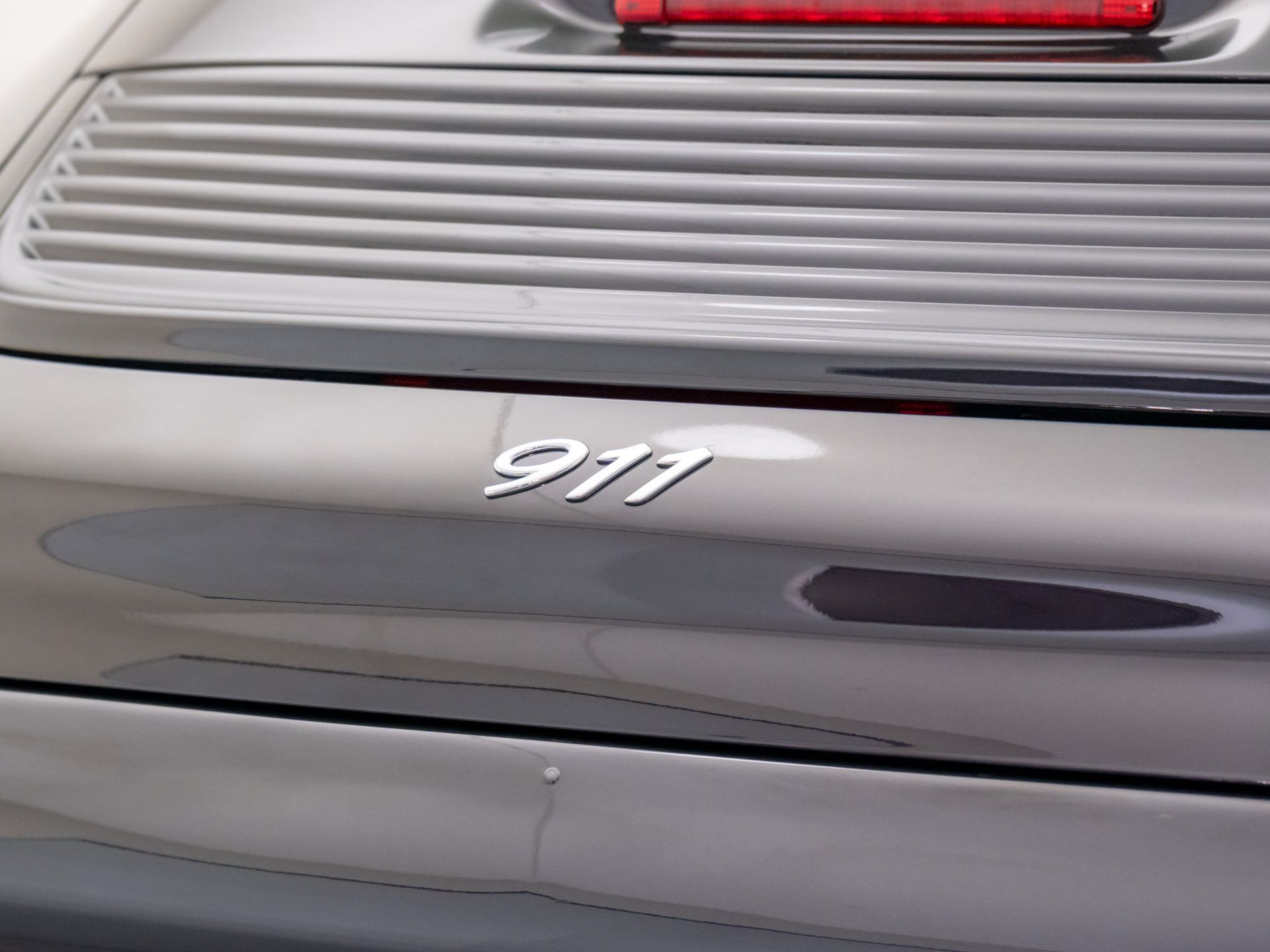 2000 Porsche 911 Carrera photo