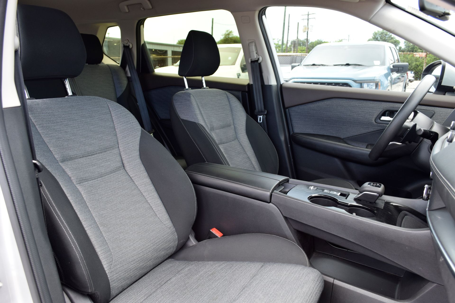 2023 Nissan Rogue SV Silver at Baytown Hyundai
